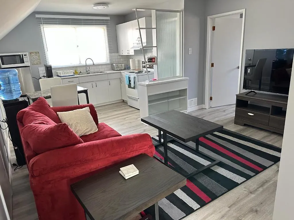 Private - 2 Bedrooms 2 Beds Sleep 4 In Winnipeg